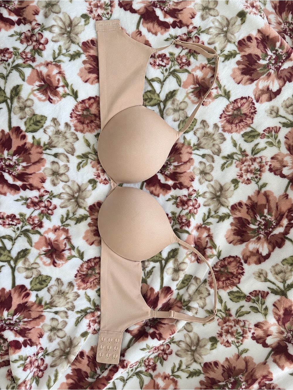 SKIMS Beige Padded T-Shirt Bra